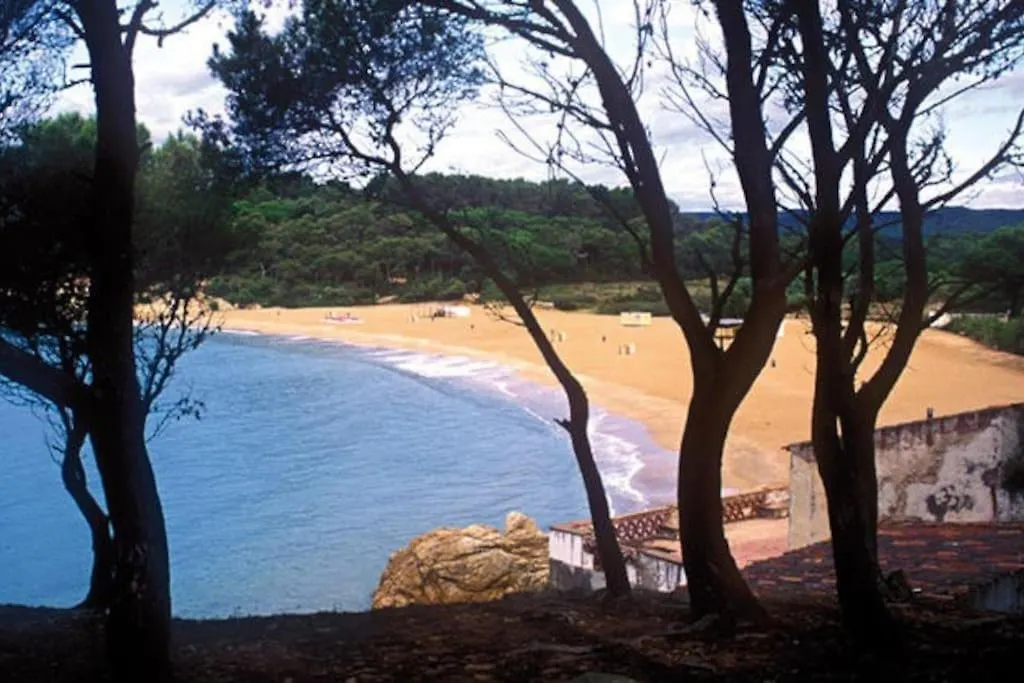 Calma S'Alguer Luxury Beach Apartment Palamos 0*,