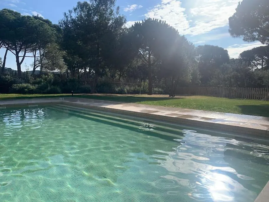 Calma S'Alguer Luxury Beach Apartment Palamos