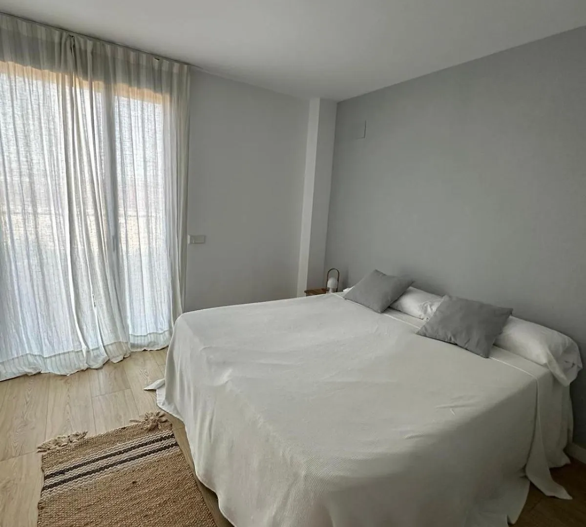 Calma S'Alguer Luxury Beach Apartment 팔라모스 0*,  스페인